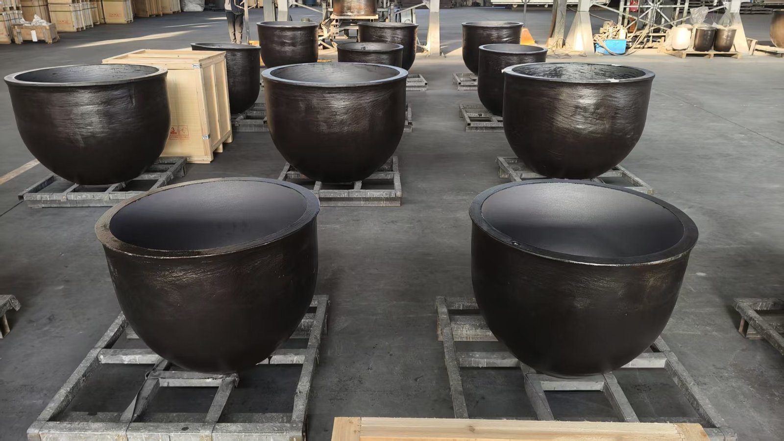 round silicon carbide graphite crucibles
