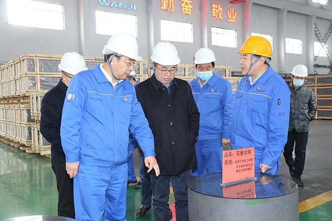 Graphite Silicon Carbide Crucible factory inspection