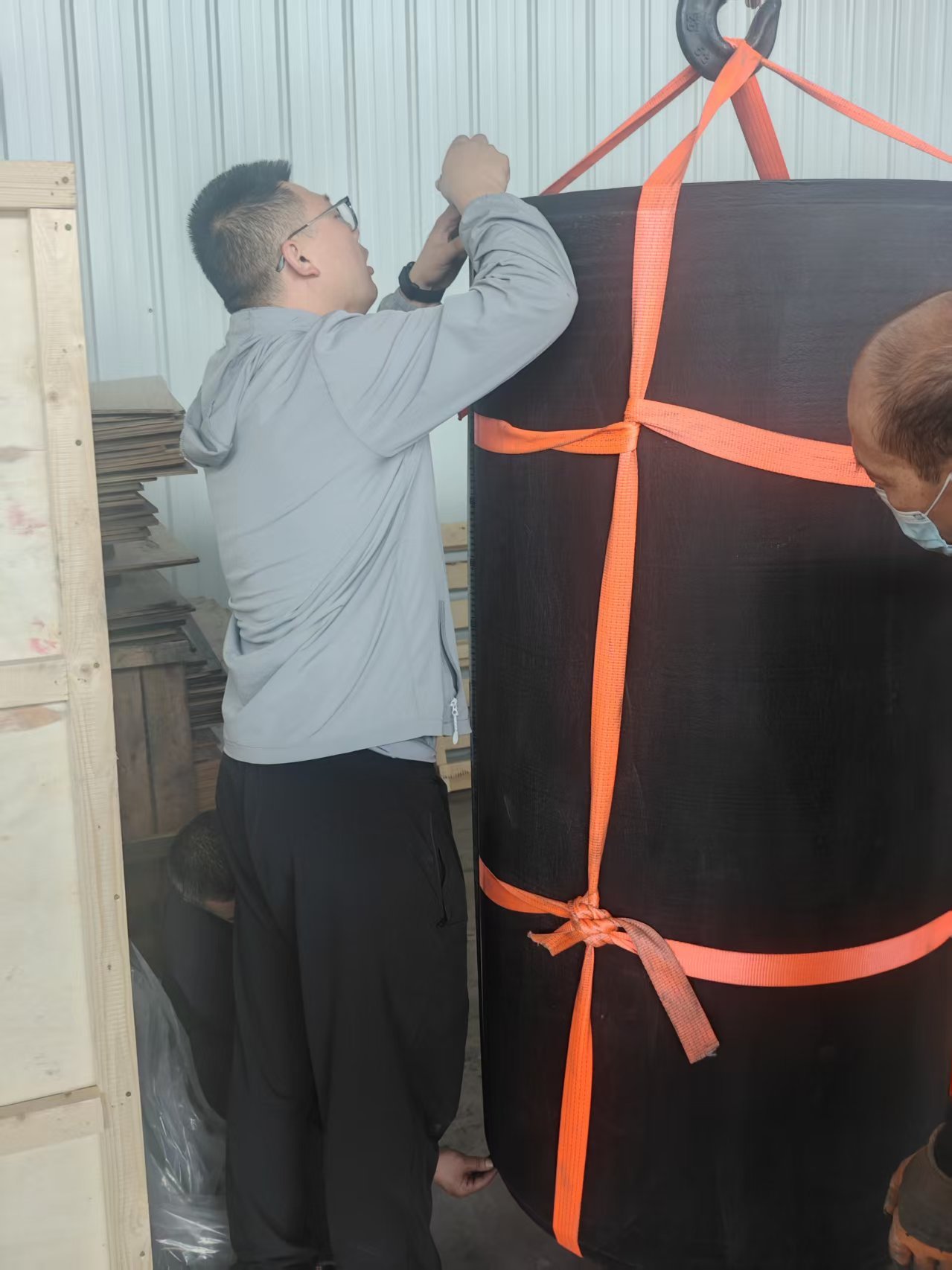 inspection for crucible